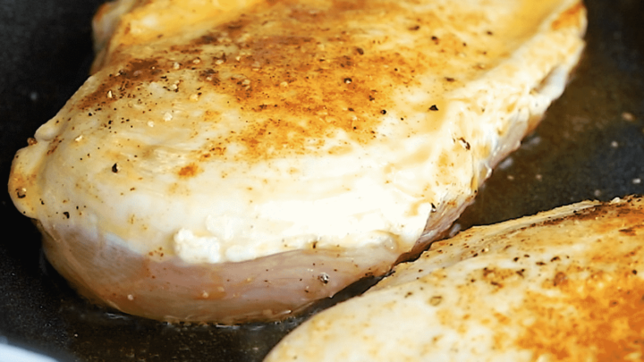 Spicy Garlic Butter Chicken Breast Recipe Spicy garlic butter chicken breast Recipe